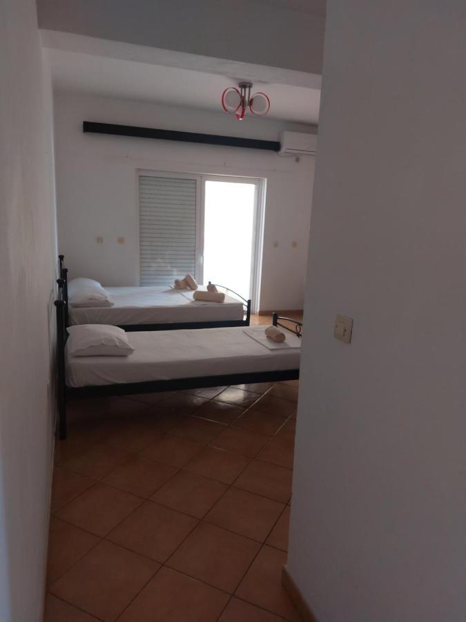 סרנדה Family Apartments מראה חיצוני תמונה