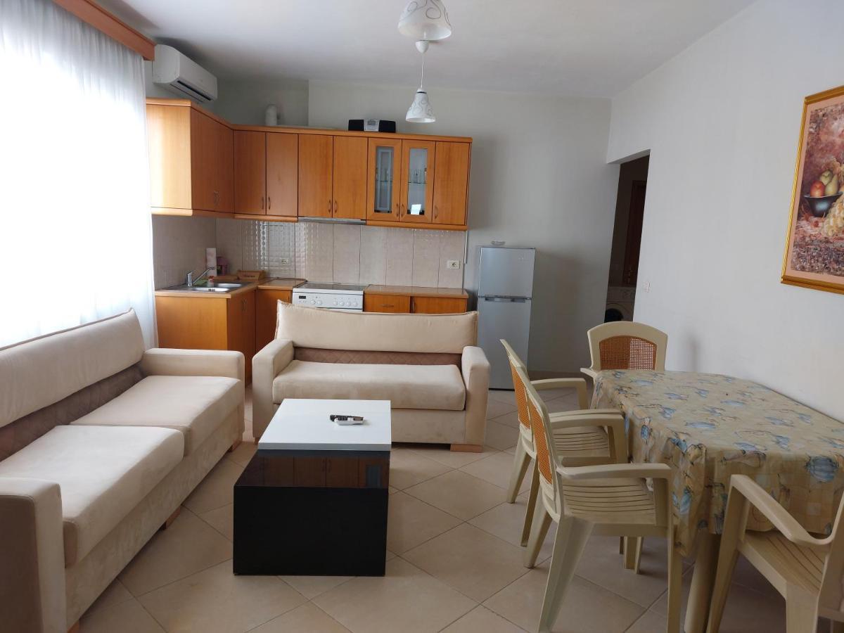 סרנדה Family Apartments מראה חיצוני תמונה